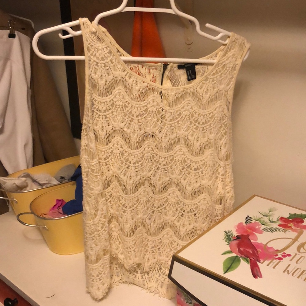 Tanktop- Lacey see through material